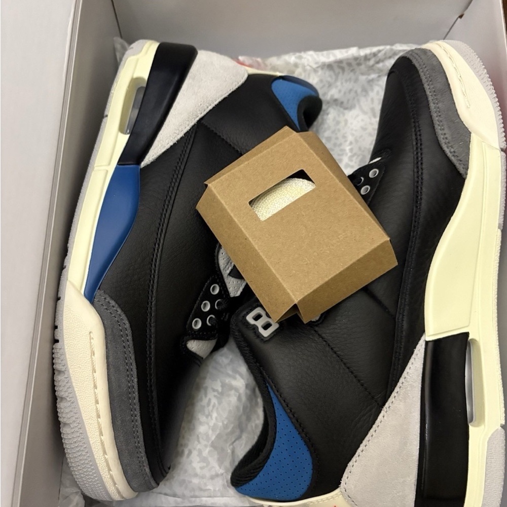 Nike Air Jordan Retro 3 OG Rare Air IB004 size  Men’s Brand New